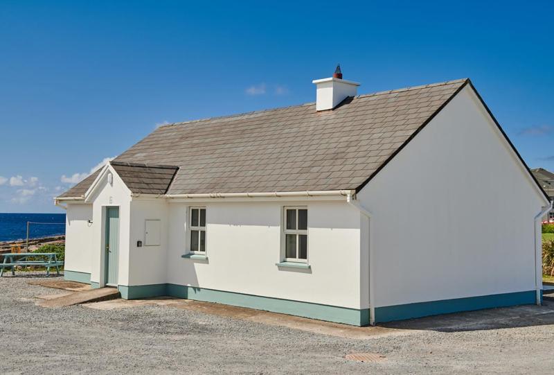 Armada Cottages Spanish Point Εξωτερικό φωτογραφία